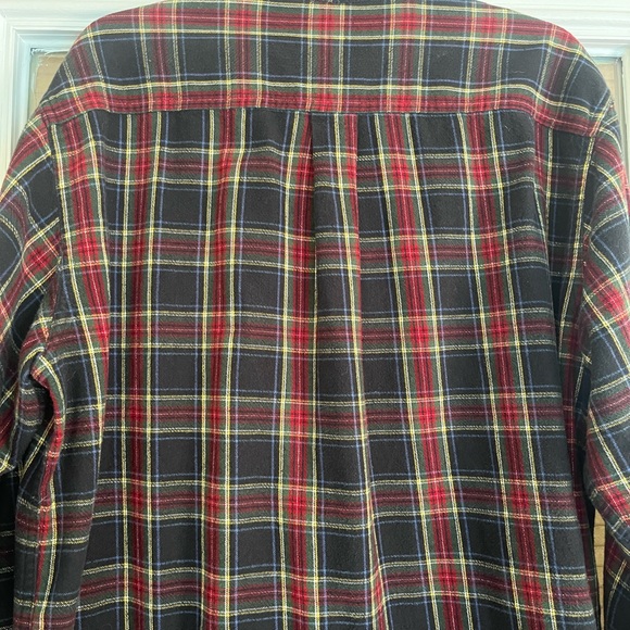 Men’s LL Bean Traditional Fit Flannel Shirt (large) - Picture 4 of 7